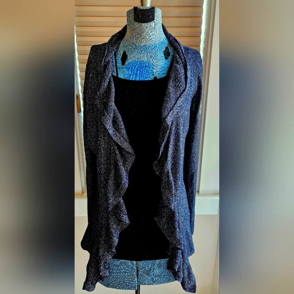 T Tahari cardigan EUC
